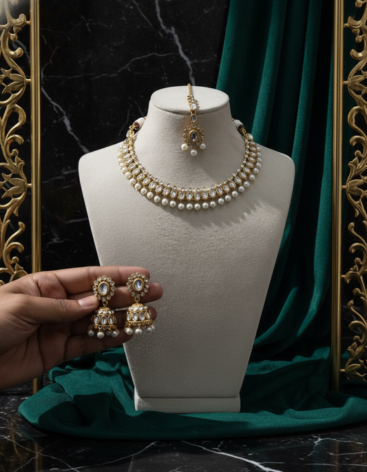 Stylish Kundan Necklace